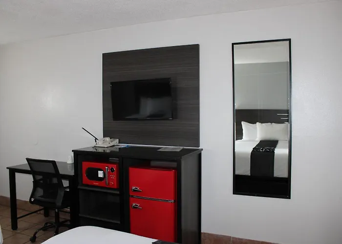 Rodeway Downtown Inn 4*