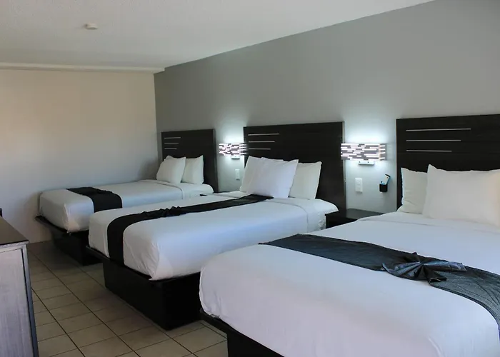Inn Rodeway Downtown 4*